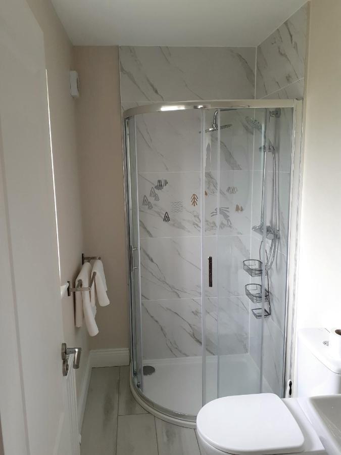 Ensuite At The Foot Of Dublin Mountains Екстериор снимка